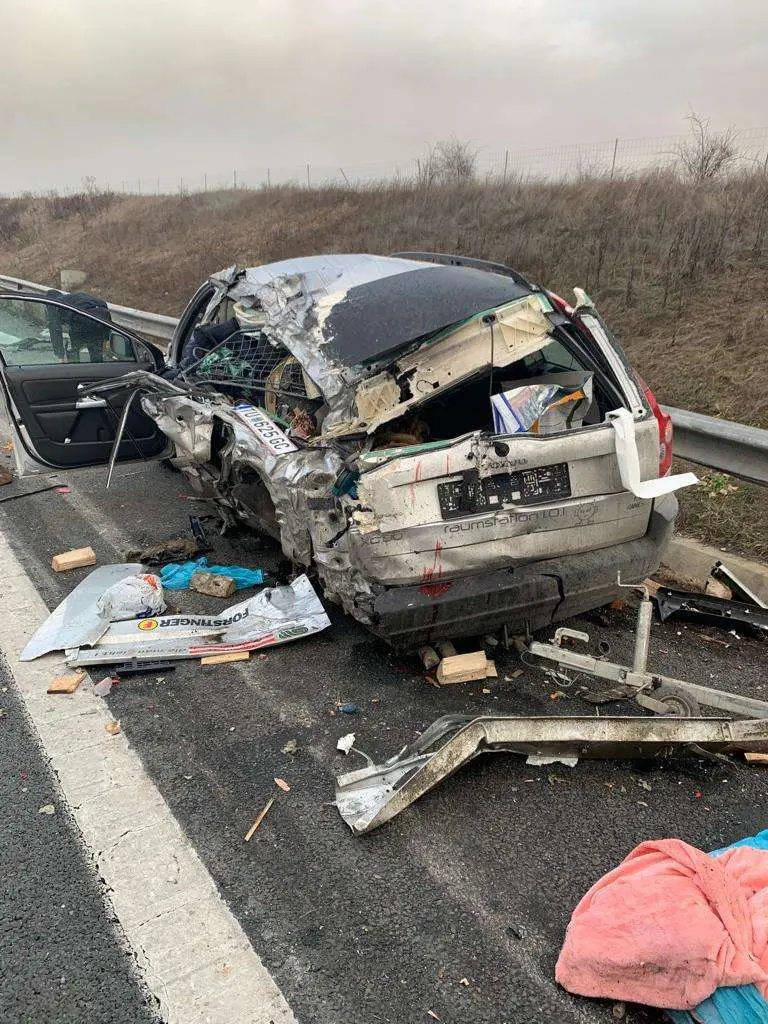 Accident rutier cu 3 victime pe A1, la limita județului Arad cu Timiș