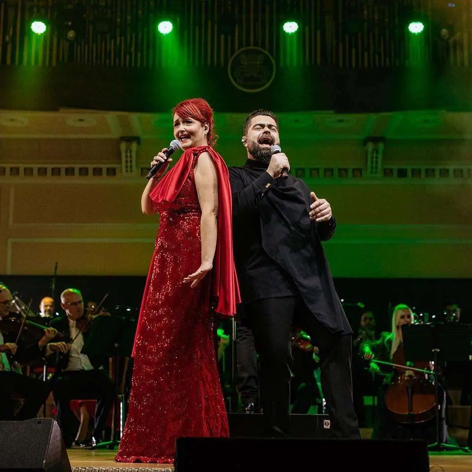 [ACTUALIZARE] Spectacolul din 10 martie „Tu ești primăvara mea” a vândut 500 de bilete la Filarmonica Arad. Banii rezultați vor merge la victimele războiului din Ucraina