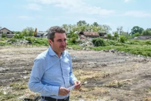 mărului: 58 de construcții ilegale