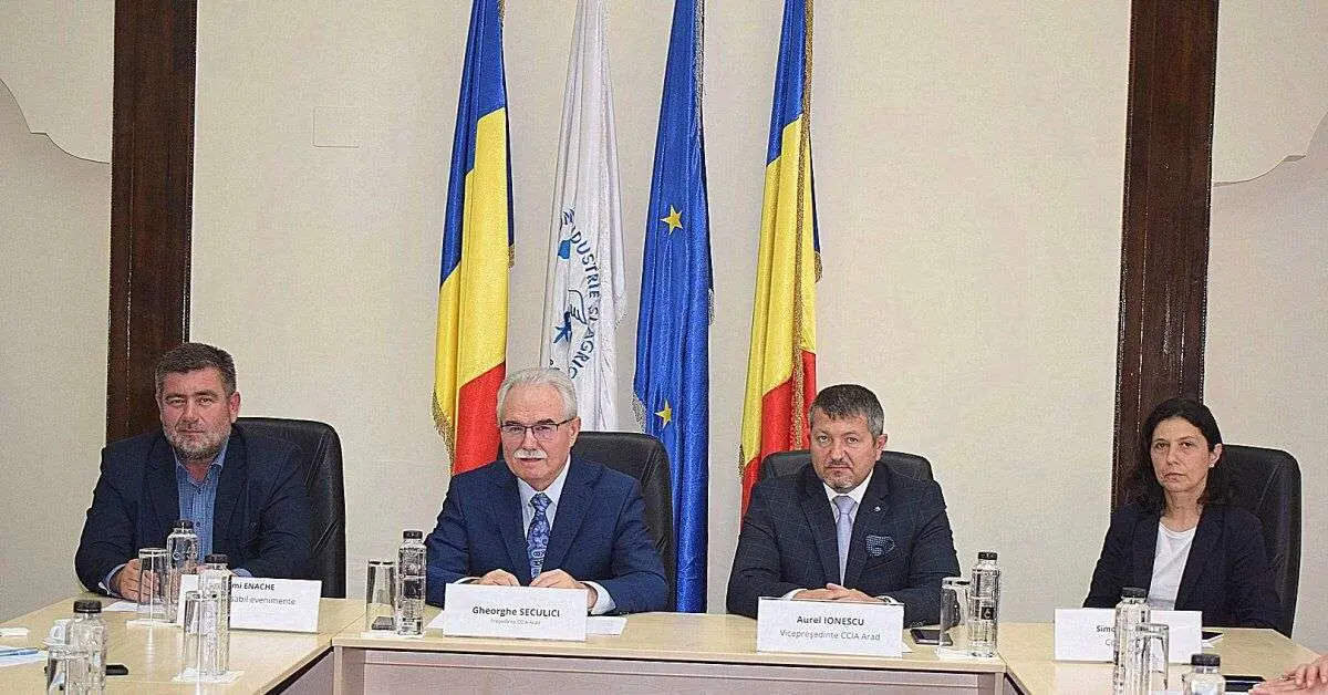 Conducerea C.C.I.A. Arad susține proiectul de modificare a Legii 335/2007, după care funcționează Camerele de Comerţ ṣi Industrie din România