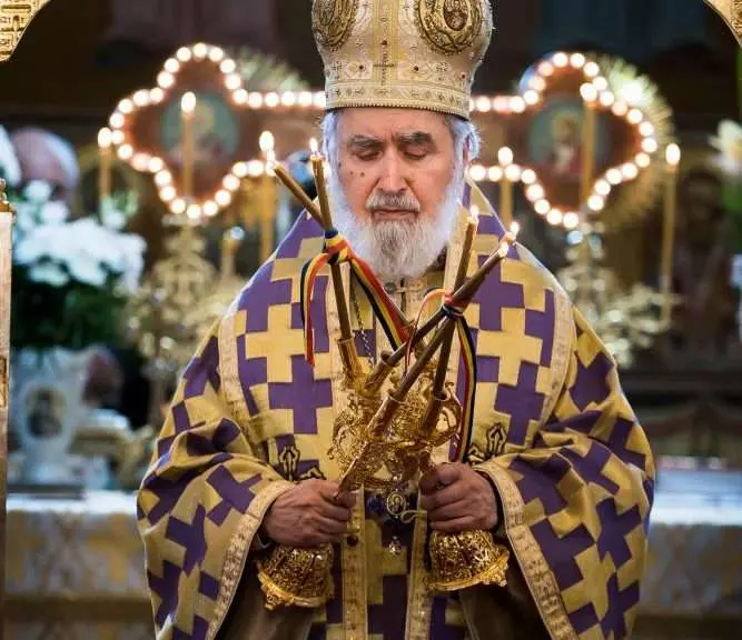 Arhiepiscopul Timotei al Aradului împlineşte 87 de ani
