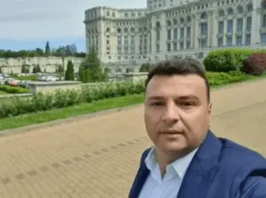 de ce-o fi bîlcea așa