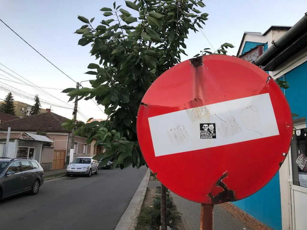 Dezvăluirile unui UTIST din generația `70 despre nașterea corupției din fotbalul arădean - mult mai dure și mai exacte decât ale oricărui inamic al MAFIEI FALCĂ-MESZAR! [Episodul 3]