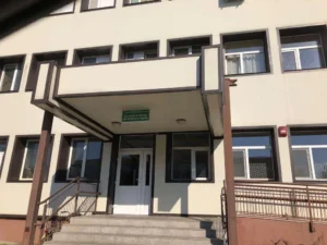 un bărbat de 43 ani