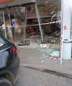 a scăpat piciorul pe accelerație