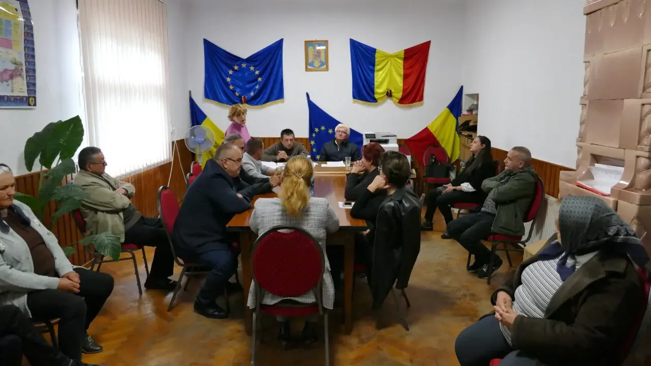 [ACTUALIZARE 5] „Edilul bacovian” Ionel Pașca vrea, musai, să pună și cireașa pe colivă... iar adevăru-i că la cât de PRAF e Chisindia, doar o capelă mortuară în vârful dealului îi lipsește!