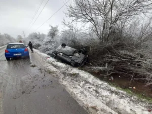 accident rutier cu o persoană încarcerată