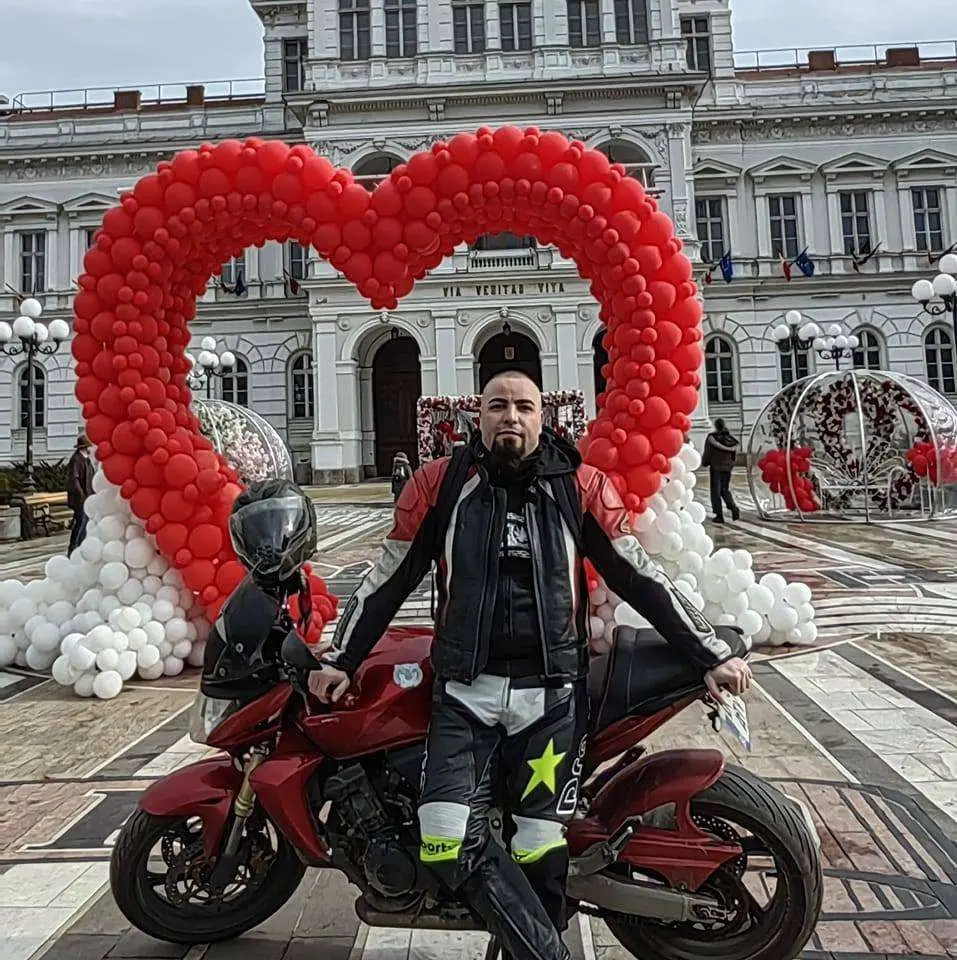 [ACTUALIZARE 2] Motociclistul accidentat pe Drumul Arad - Curtici a decedat. Este un bărbat de 33 de ani, din Macea