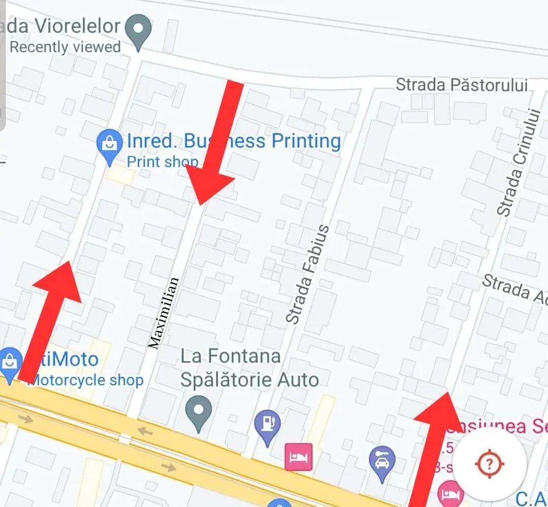 atenție, șoferi! sens unic pe trei