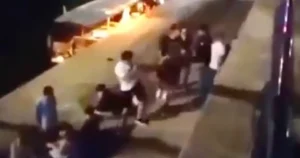 un grup de ucraineni