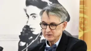 scriitorii povestesc capodopere”