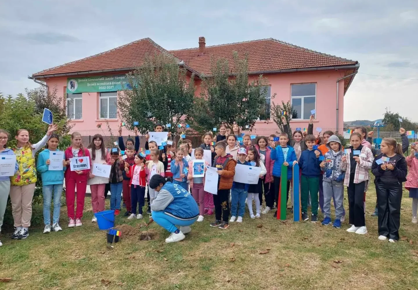 elevii școlii gimnaziale „lazăr tâmpa”
