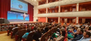 peste 450 de profesori transilvăneni