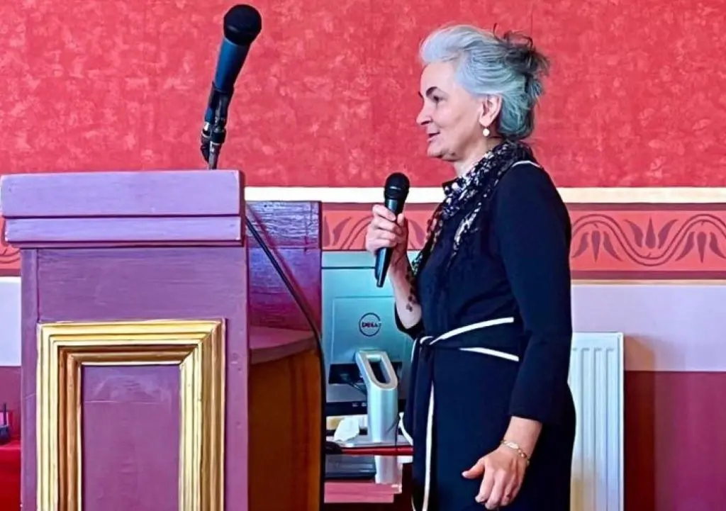 michaiela erdos