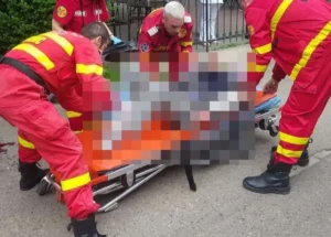 un botoșenean și-a tăiat venele