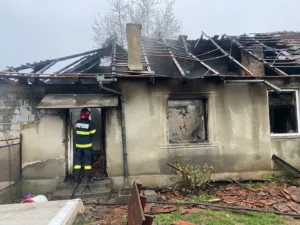 o casă din macea