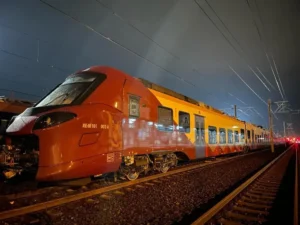 trenul electric cumpărat din polonia
