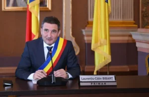 bibi, acest nea coiote al aradului