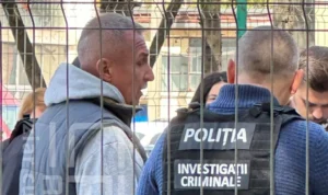 un al doilea polițist local