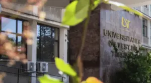 uvt deschide înscrierile gratuite
