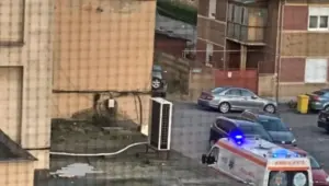 un septuagenar a căzut (sau
