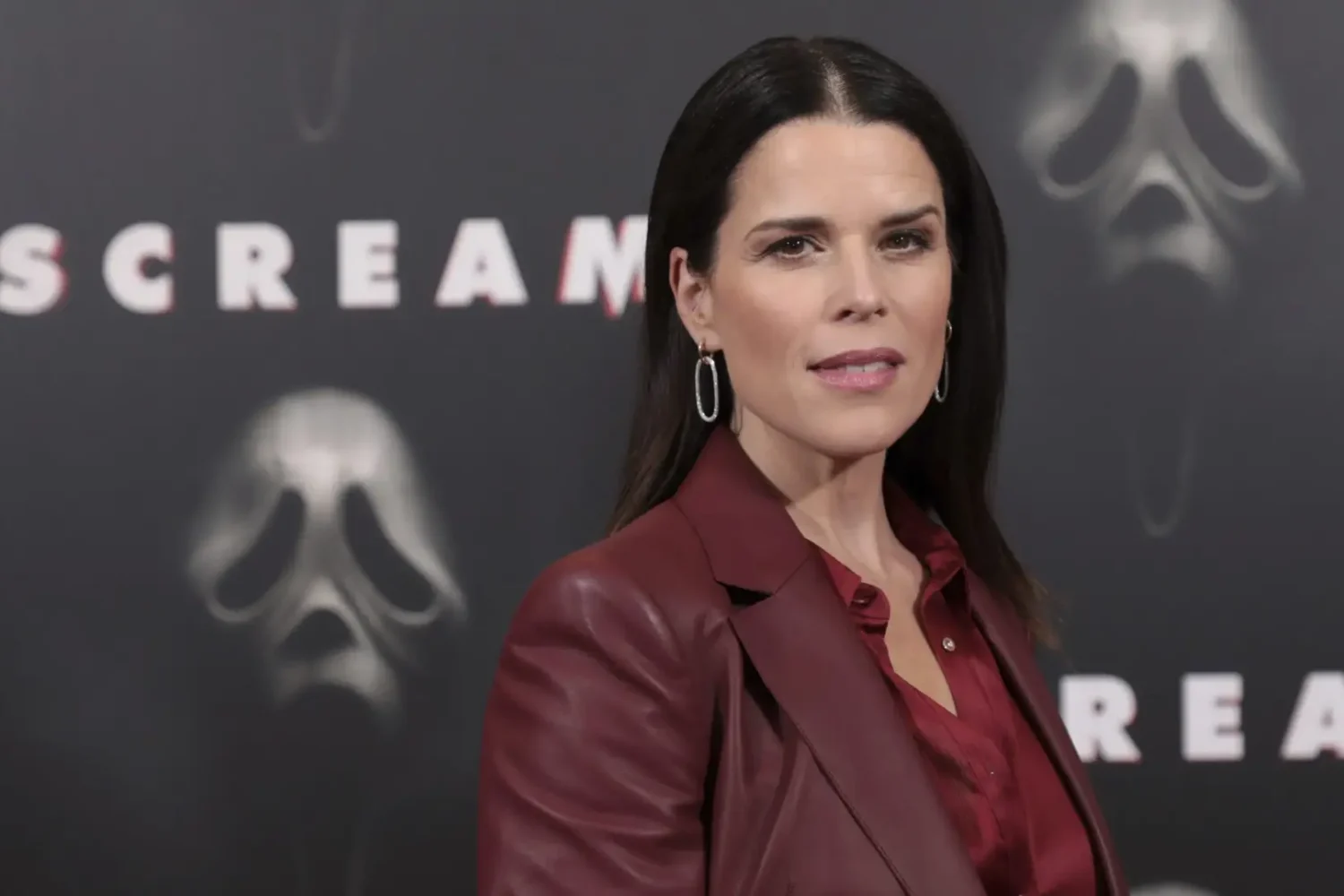 neve campbell se întoarce