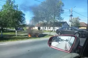 o motocicletă pe care