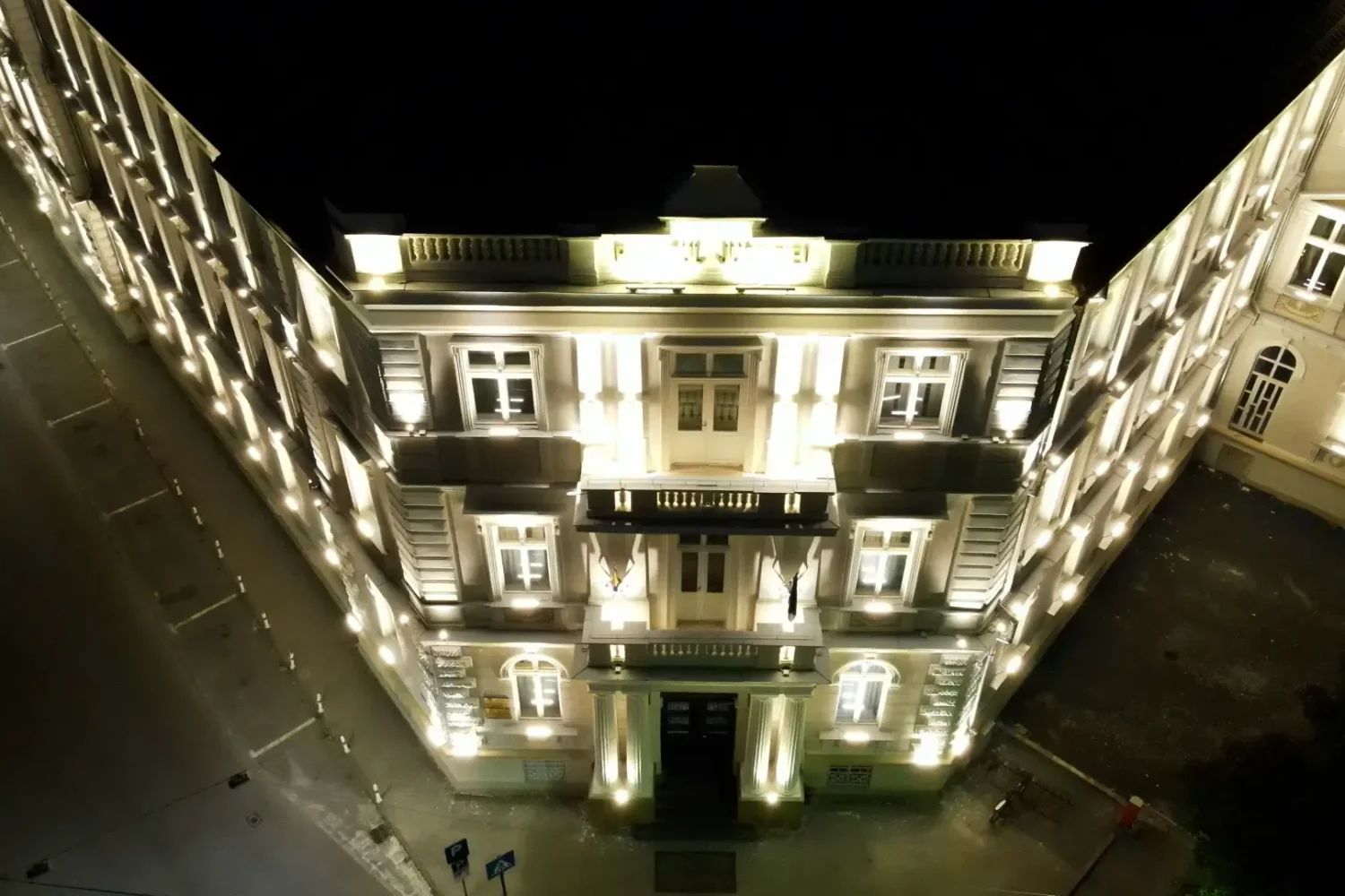 tribunalul arad suspendă iluminatul arhitectural