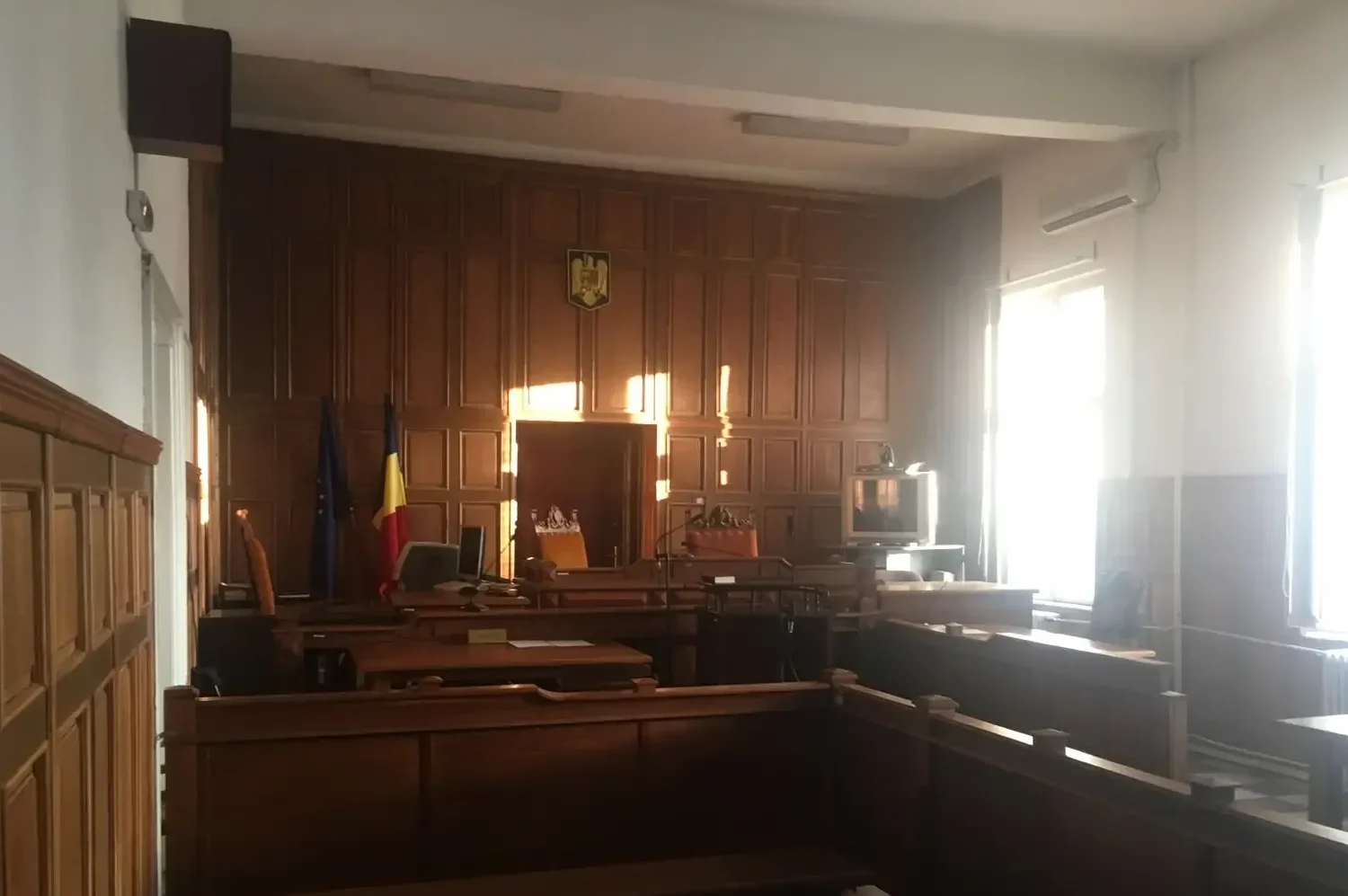 un fost polițist arădean trimis