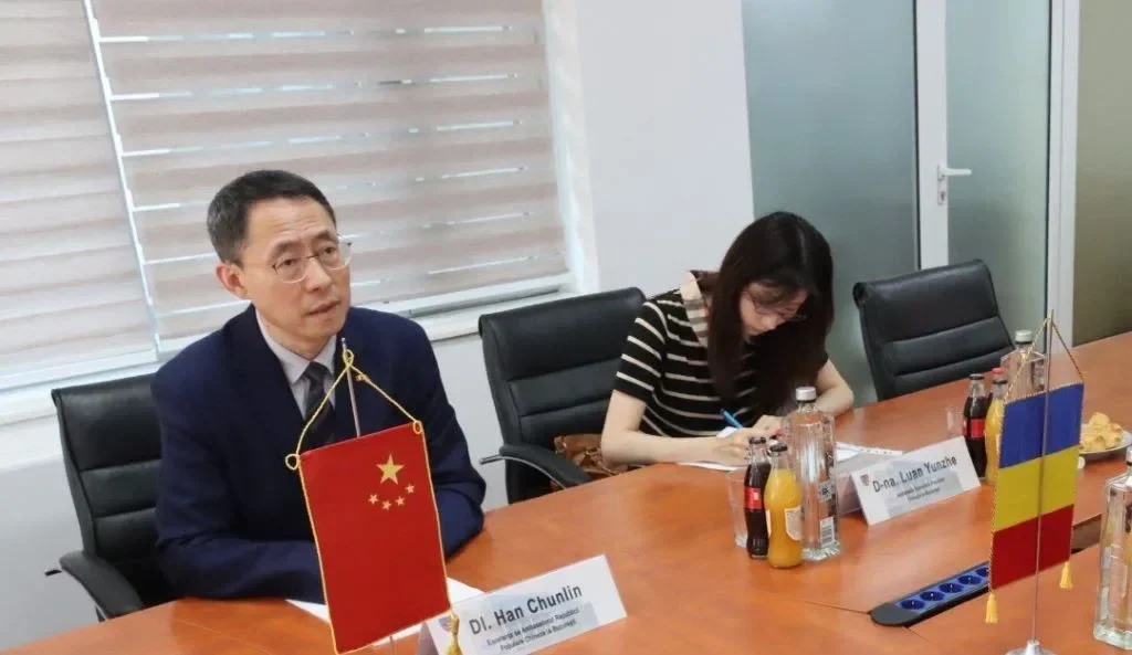 excelenta sa ambasadorul han chunlin large