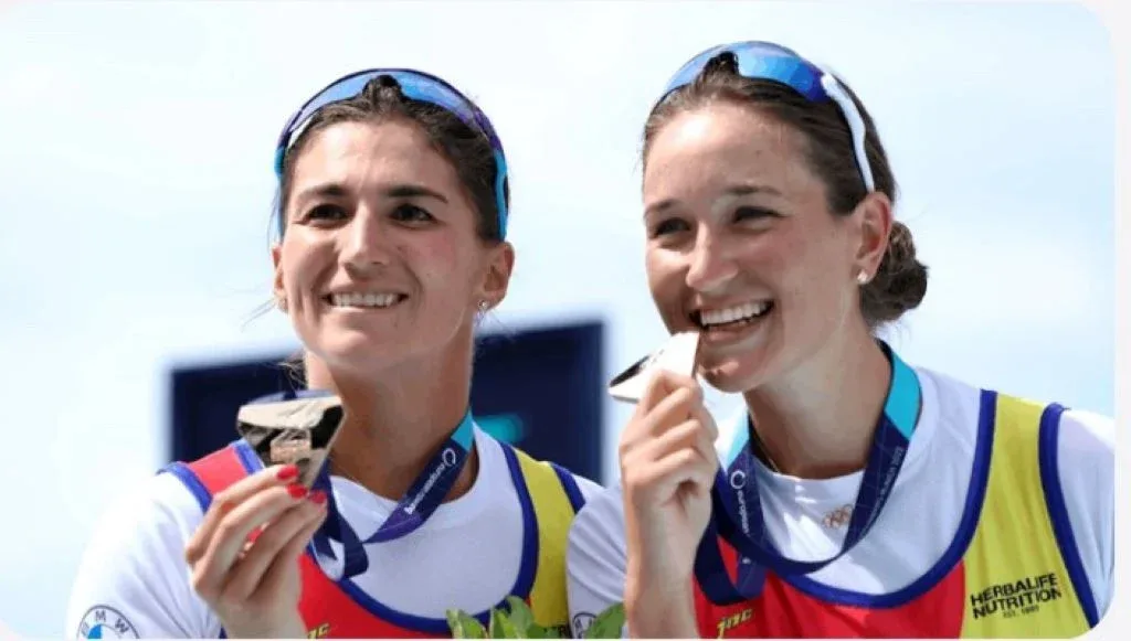ancuta bodnar si simona radis paris2024