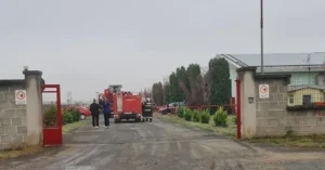 incendiu la o hală