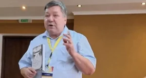 lansarea volumului „drumul spre lumină