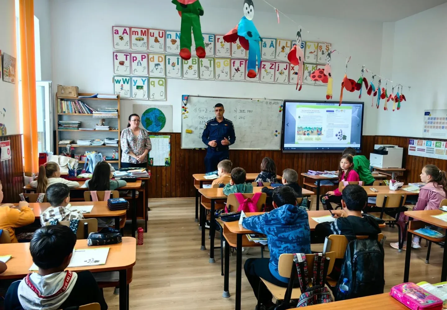 polițiștii din arad intensifică activitățile