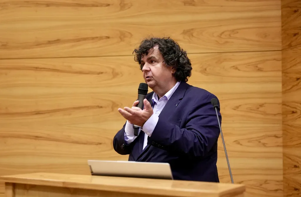 rector florin dragan upt 1