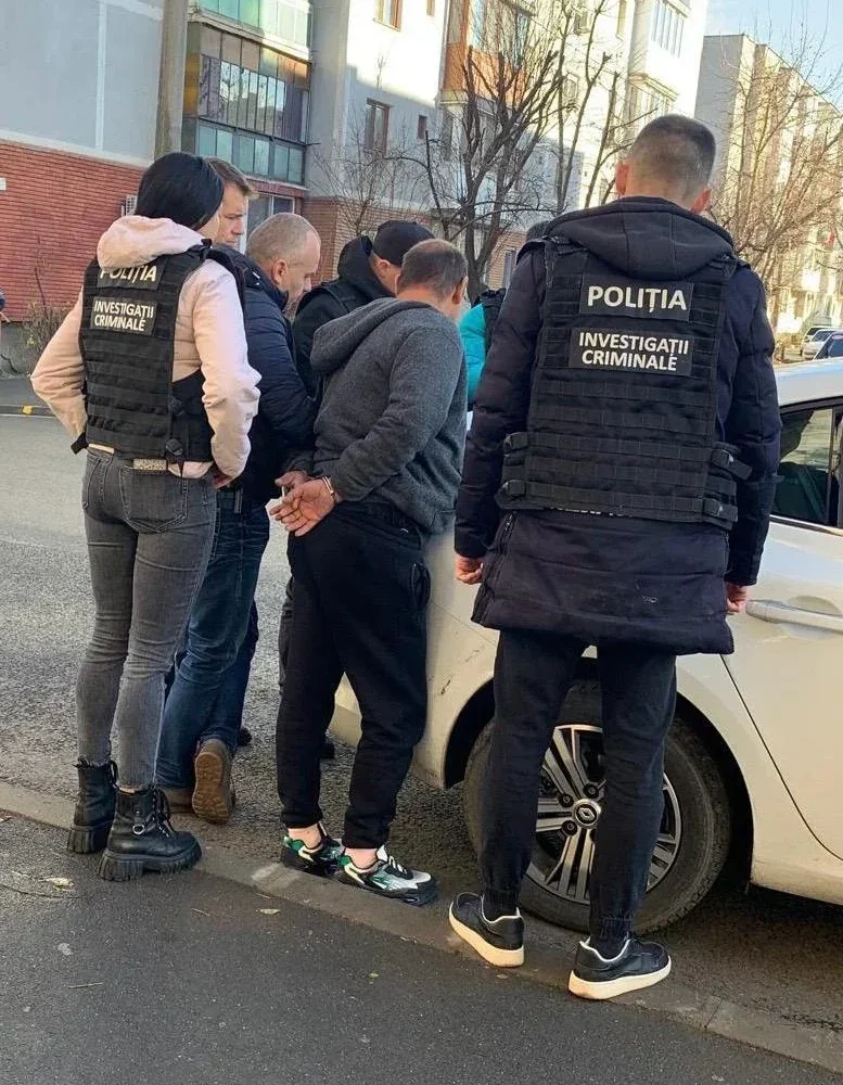 înșelăciune cu 125.000 de lei