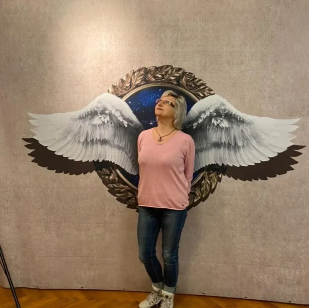 sofia mladin