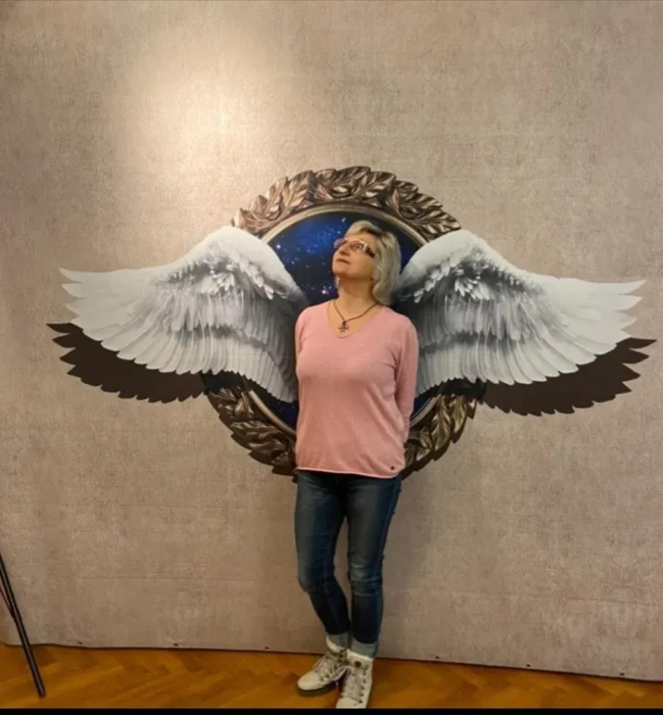 sofia mladin