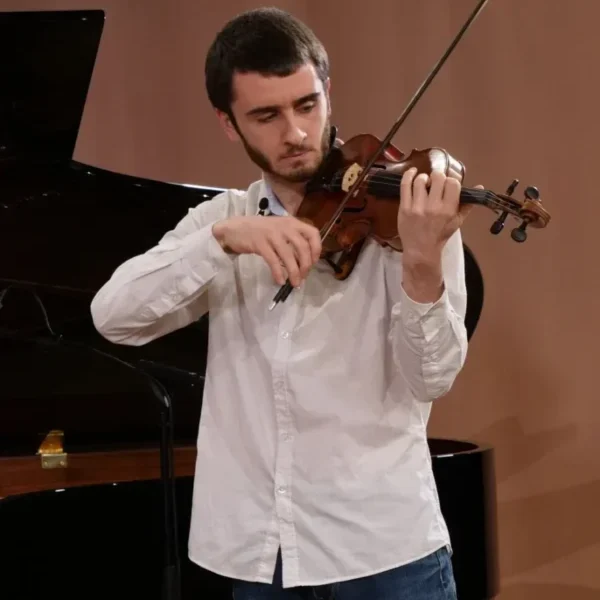 Finaliștii Concursului Internațional de Vioară „Ion Voicu”