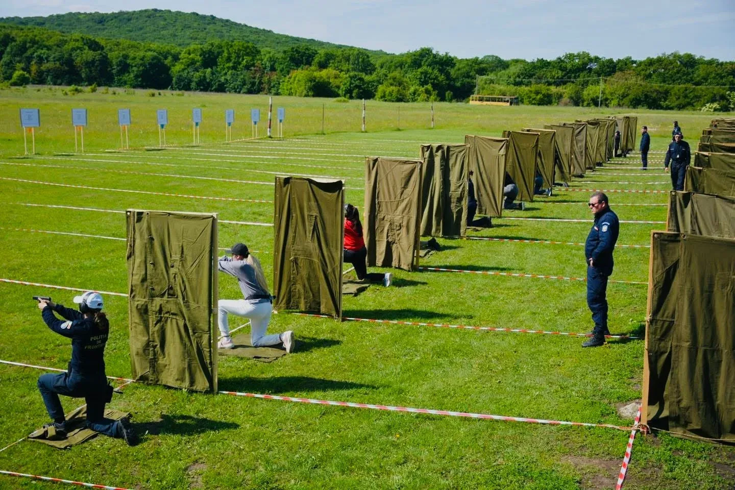 O jandarmeriță din arad, sergent major andreea ilie, a ocupat locul ii la campionatul de tir al mai ediția 2025, la proba individuală feminină 2 campionatul de tir al ministerului afacerilor interne editia 2025 1