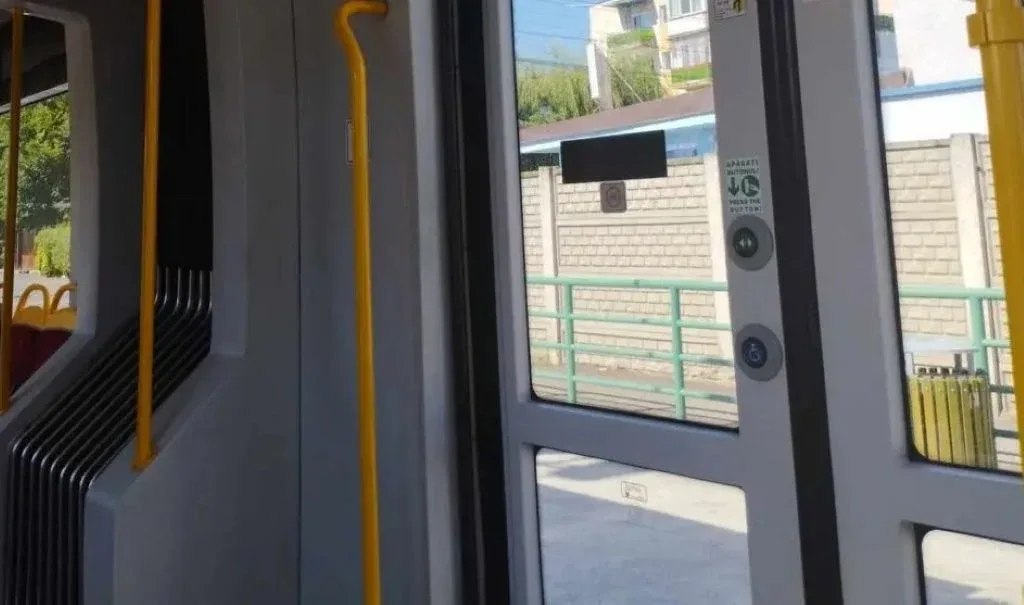 tramvaiul 2 scaled 1