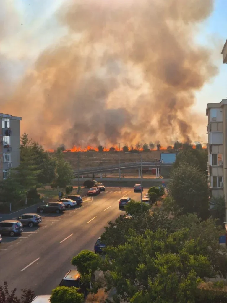incendiu marului
