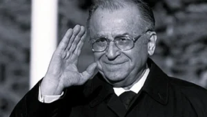 fostul președinte ion iliescu
