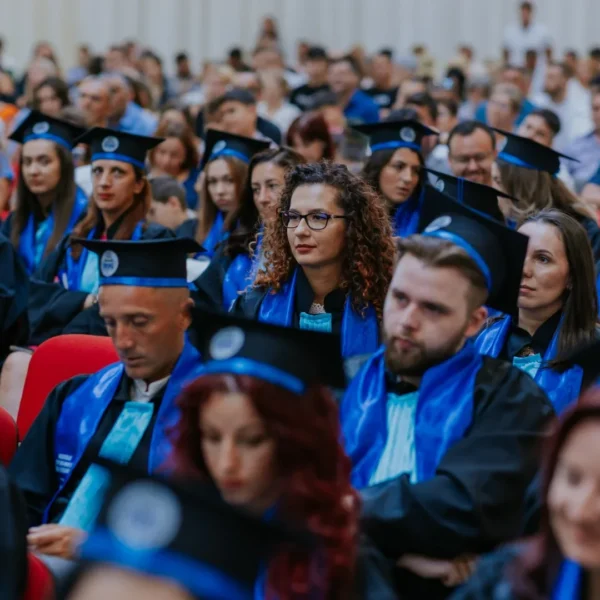 Competiție acerbă la universitatea de vest „vasile goldiș” din arad: 2 candidați pe un loc la cele mai căutate programe | platforma de înscrieri se redeschide pe 1 septembrie 4 uvvg 1