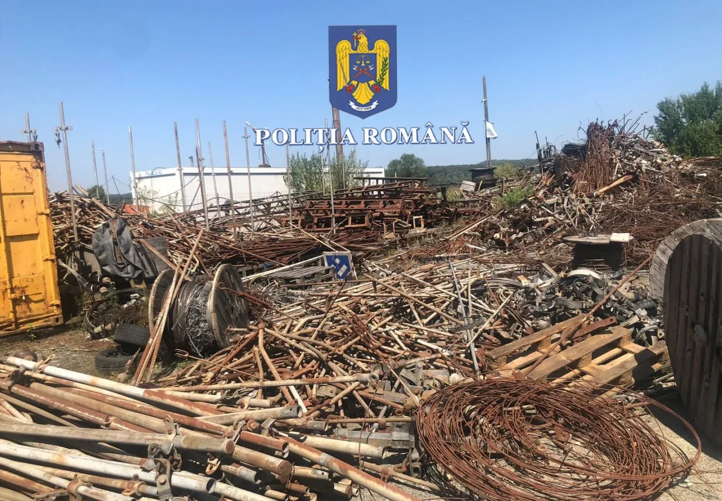polițiștii de la „arme”