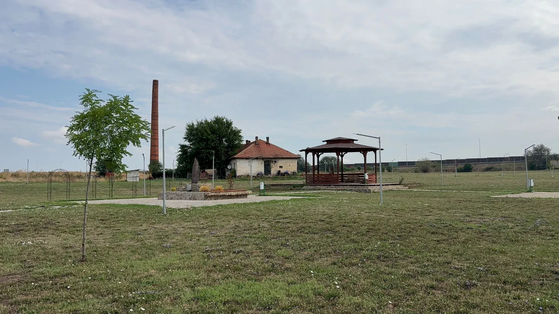 Zona mărului „revitalizată” | un alt proiect prin care s-au sifonat milioane și s-a construit nimic 29 intrare zona agrement4