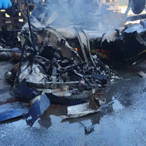 Actualizare 5 | un procuror de curte de apel anchetează cazul avionului prăbușit | aias a desemnat o comisie de investigație | oficiile funerare ale victimelor... 9 planor prabusit3