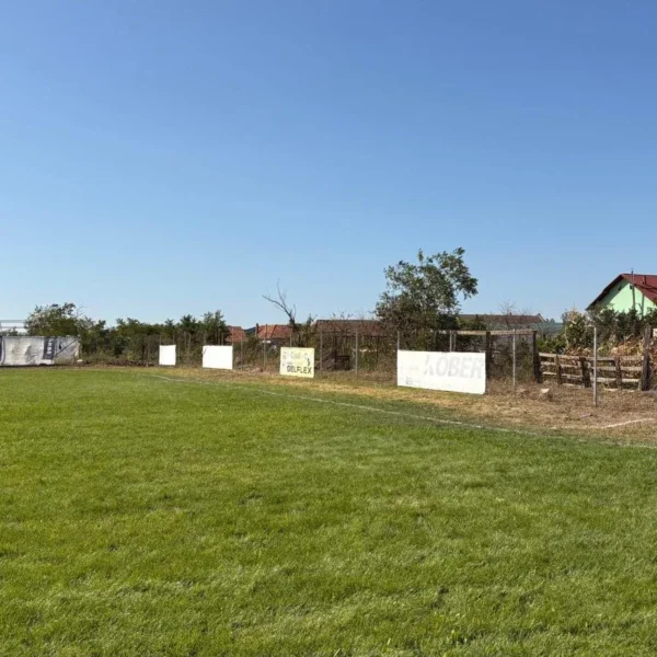 Actualizare | alt punct de vedere după bătaia „bestială” de la secusigiu | peti barb – președinte club „banatul” arad: „dacă trebuia cineva să-l bată pe vâlceanu, aceia am fi fost noi! ” decizia comisiei de disciplină a a. J. F. 7 gloria secusigiu 3