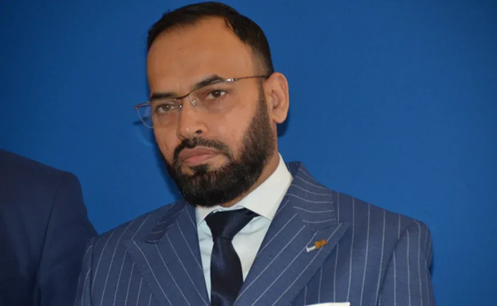 Managerul spitalului municipal caransebeș singh bhupinder, un consilier județean și un om de afaceri au fost ridicați de procurorii dna timișoara pentru luare de mită 2