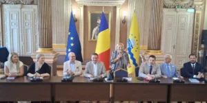 Lansarea celui de al doilea volum „atitudini și confesiuni” - o carte dedicată aradului 129 lansare atitudini si confesiuni 1